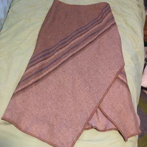 Sundance Size 6 wool 3/4 length skirt lined